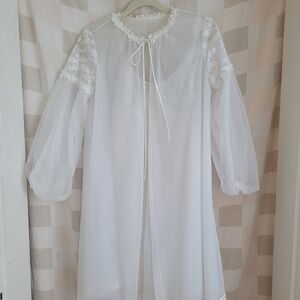 Vanity Fair Peignoir Set Vintage